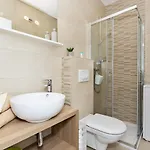 Family-friendly With Swimming Pool Brodarica, - 20248 *