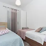 Family-friendly With Swimming Pool Brodarica, - 20248 *