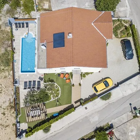 Family-friendly With Swimming Pool Brodarica, - 20248 Apartment Šibenik