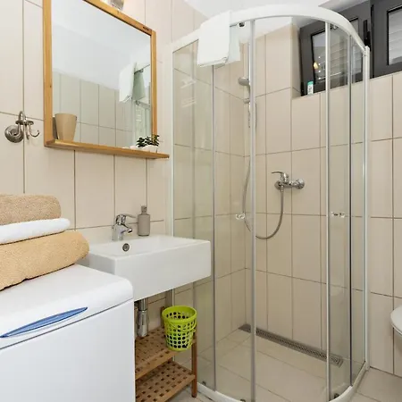 Family-friendly With Swimming Pool Brodarica, - 20248