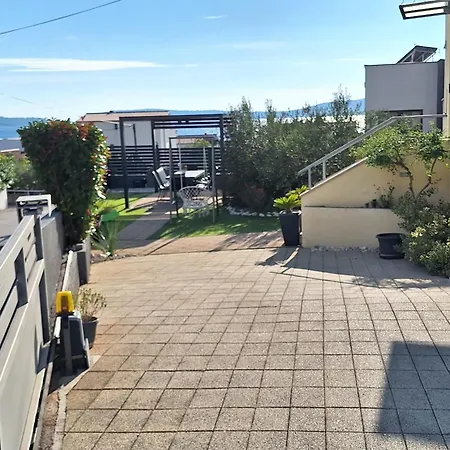 Apartment Family-friendly With Swimming Pool Brodarica, - 20248 *