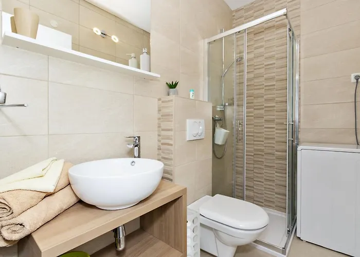 Family-friendly With Swimming Pool Brodarica, - 20248 *