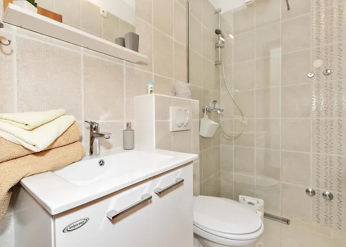 Family-friendly With Swimming Pool Brodarica, - 20248 *