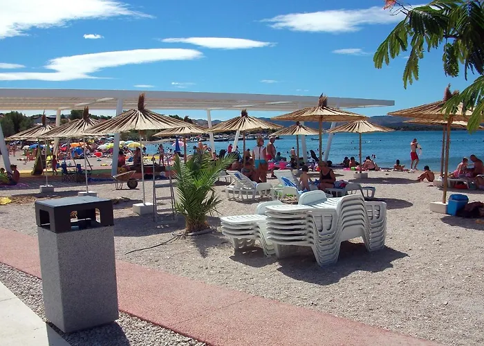 Appartement Family-friendly With Swimming Pool Brodarica, - 20248